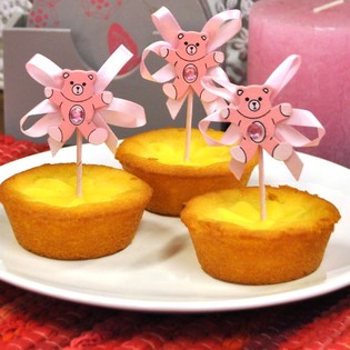 &Delta;&iota;&alpha;&kappa;&omicron;&sigma;&mu;&eta;&tau;&iota;&kappa;ά &Sigma;&tau;&iota;&kappa;ά&kappa;&iota;&alpha; &gamma;&iota;&alpha; Cupcake &Gamma;έ&nu;&nu;&eta;&sigma;&eta;&sigmaf; - &Rho;&omicron;&zeta; &Alpha;&rho;&kappa;&omicron;&upsilon;&delta;ά&kappa;&iota; (12 &tau;&mu;&chi;.)