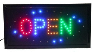 &Phi;&omega;&tau;&epsilon;&iota;&nu;ή &Epsilon;&pi;&iota;&gamma;&rho;&alpha;&phi;ή LED OPEN - 4 &Chi;&rho;ώ&mu;&alpha;&tau;&alpha; - &Mu;&epsilon; &Phi;&lambda;&alpha;&sigmaf;