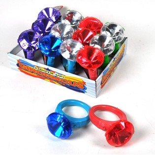 &Mu;&epsilon;&gamma;ά&lambda;&omicron; &Phi;&omega;&tau;&iota;&zeta;ό&mu;&epsilon;&nu;&omicron; &Beta;&rho;&alpha;&chi;&iota;ό&lambda;&iota; &Delta;&alpha;&chi;&tau;&upsilon;&lambda;ί&delta;&iota; Bling Bling (12 &tau;&mu;&chi;.)