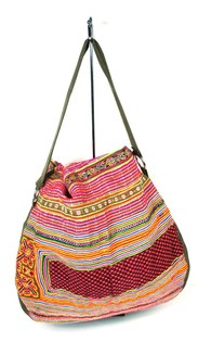 &Tau;&Sigma;&Alpha;&Nu;&Tau;&Alpha; SADDLE B-FAIR &Rho;&Omicron;&Zeta;/&Pi;&Rho;&Alpha;&Sigma;&Iota;&Nu;&Omicron; (1 &tau;&epsilon;&mu;)